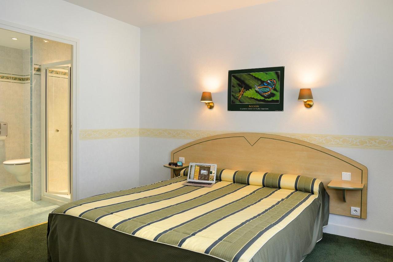 Logis Hotel Restaurant La Boule D'Or Шинон Экстерьер фото