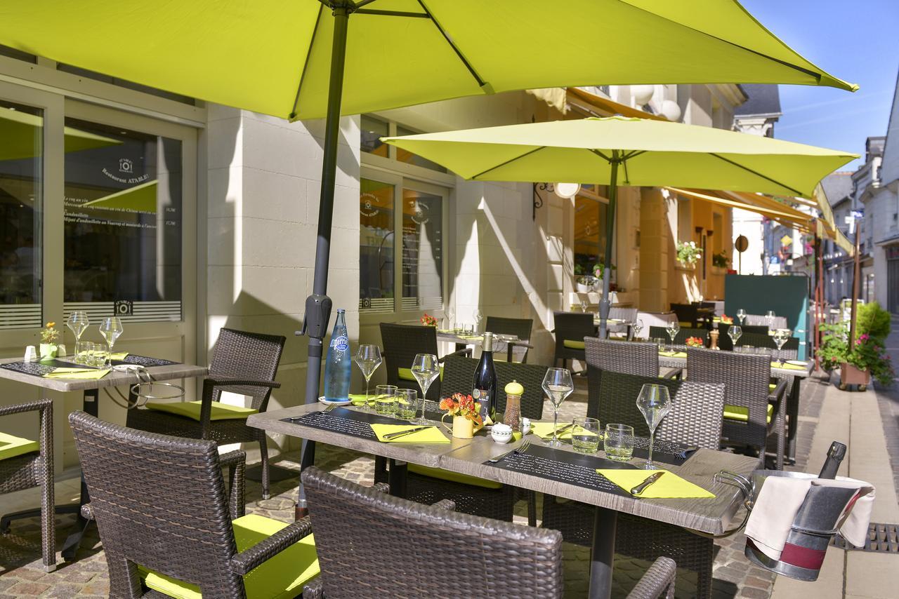 Logis Hotel Restaurant La Boule D'Or Шинон Экстерьер фото